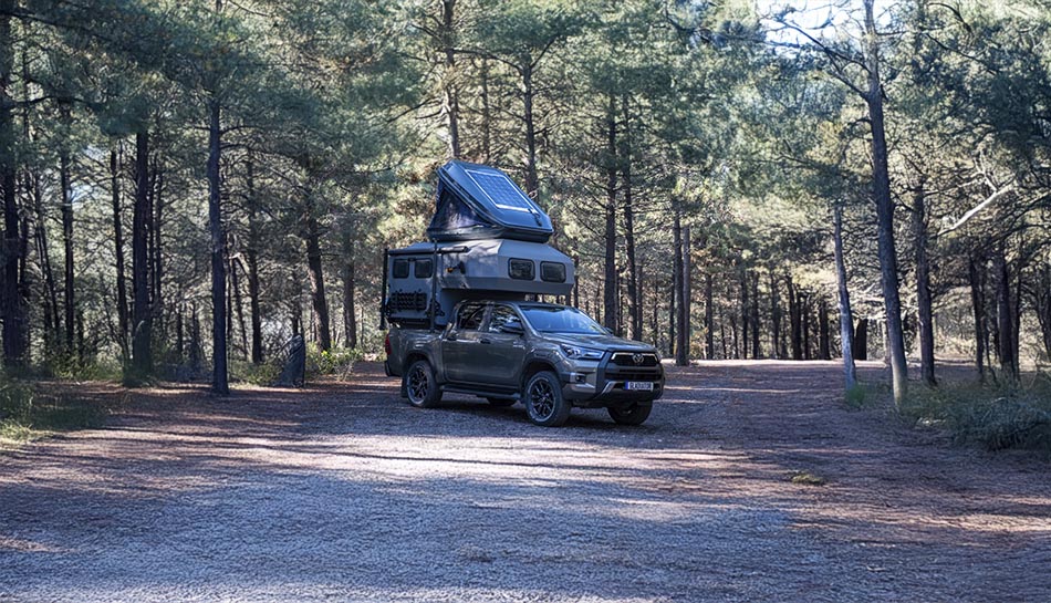 Gladiator Pick-up Caravan